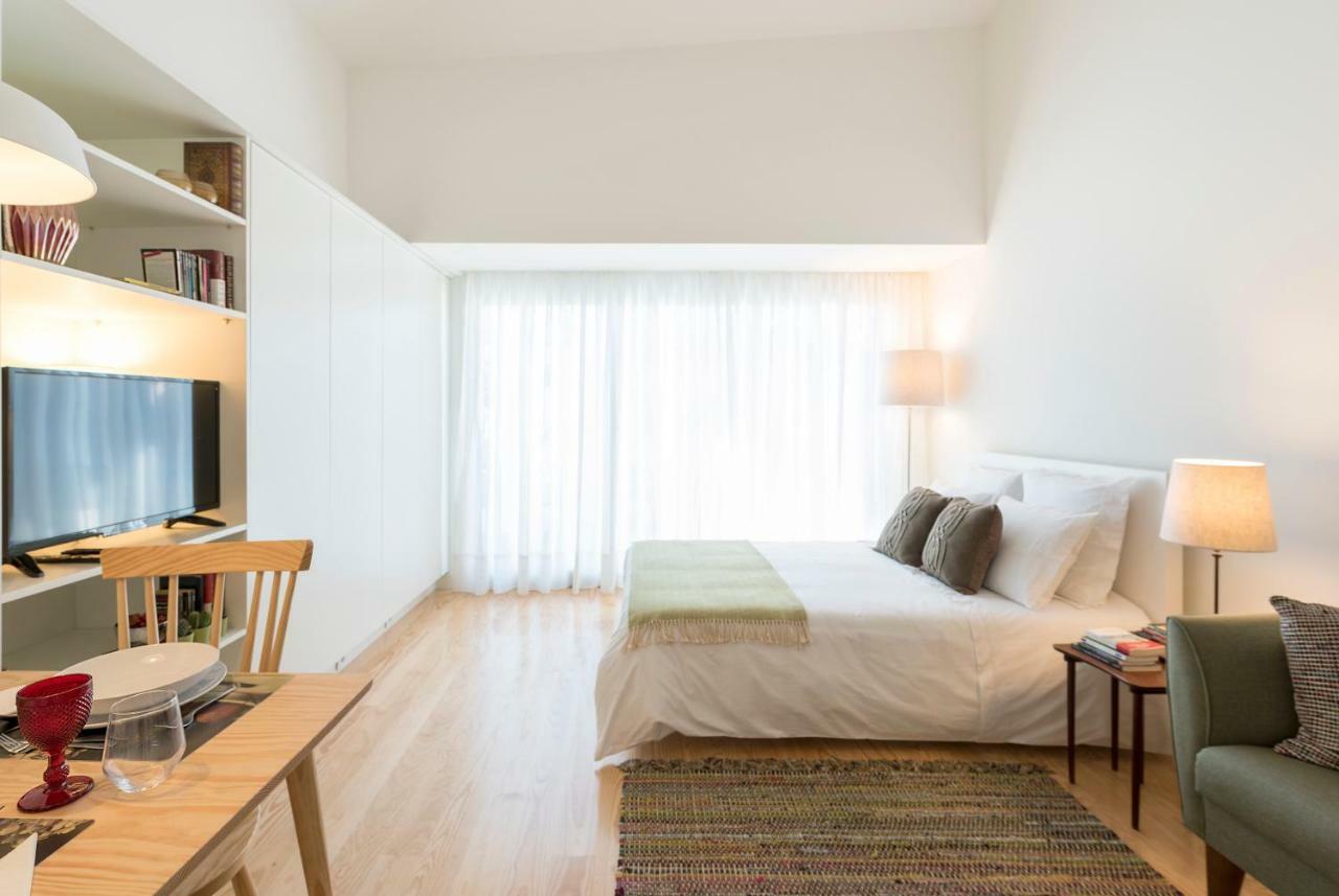 Bright Downtown Apartment Порту Екстер'єр фото