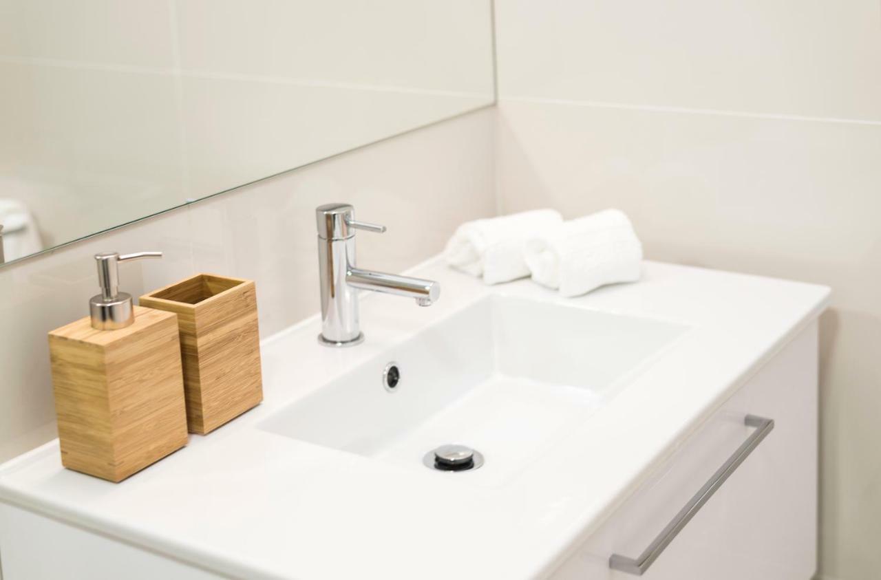 Bright Downtown Apartment Порту Екстер'єр фото